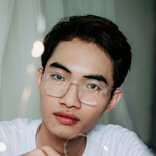 How Well Do Your Glasses Flatter Your Face? Laramie WY Albany Eye Care